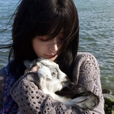明星代言绯闻澄清适得其反，双方工作室齐声否认，长达一周引热议